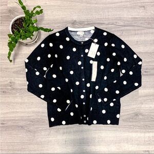 NWT Black & White Polkadot Cardigan
Size Large